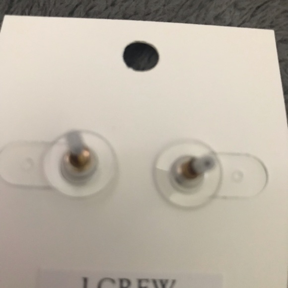 New JCrew whimsical green and red shell earrings - Picture 4 of 4